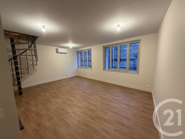 Appartement T3 à louer - 3 pièces - 67.96 m2 - CHATEAUROUX - 36 - CENTRE - Century 21 Adressimmo