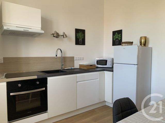 Appartement T2 à louer - 2 pièces - 47.2 m2 - CHATEAUROUX - 36 - CENTRE - Century 21 Adressimmo