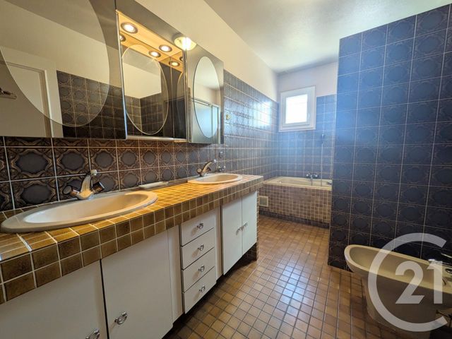 maison à vendre - 6 pièces - 158.96 m2 - ST MARCEL - 36 - CENTRE - Century 21 Adressimmo