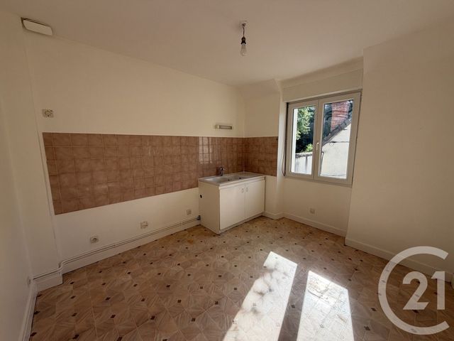 Appartement T3 à louer - 3 pièces - 51.11 m2 - ST MAUR - 36 - CENTRE - Century 21 Adressimmo
