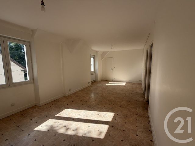 Appartement T3 à louer - 3 pièces - 51.11 m2 - ST MAUR - 36 - CENTRE - Century 21 Adressimmo