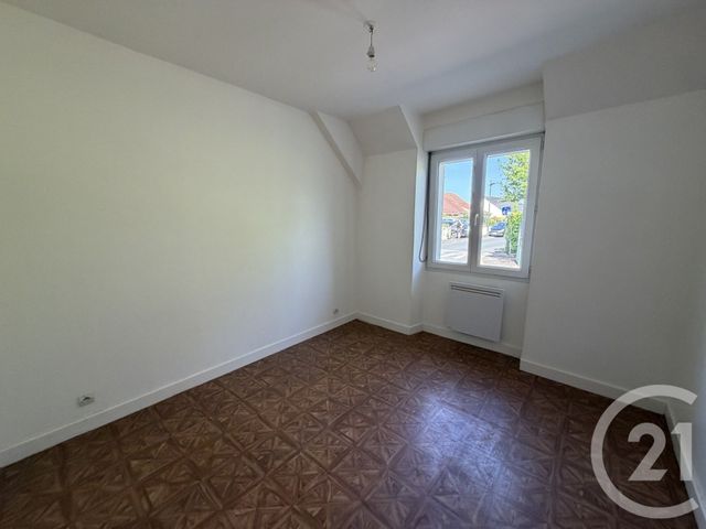 Appartement T3 à louer - 3 pièces - 51.11 m2 - ST MAUR - 36 - CENTRE - Century 21 Adressimmo