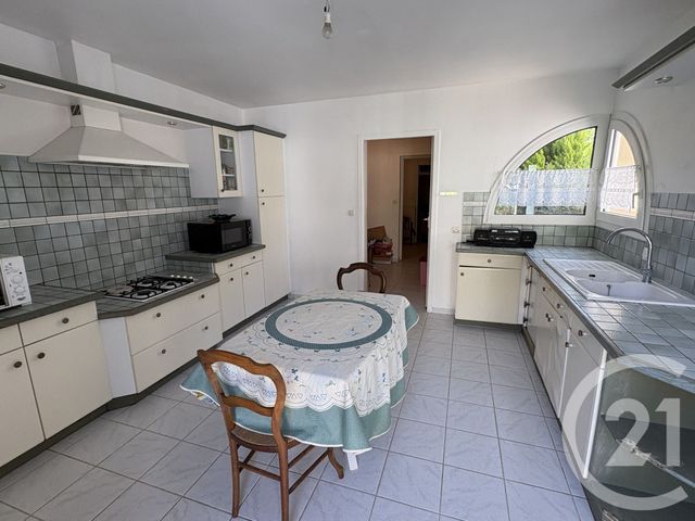 maison à vendre - 5 pièces - 142.0 m2 - CHATEAUROUX - 36 - CENTRE - Century 21 Adressimmo