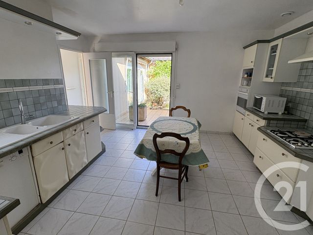 maison à vendre - 5 pièces - 142.0 m2 - CHATEAUROUX - 36 - CENTRE - Century 21 Adressimmo