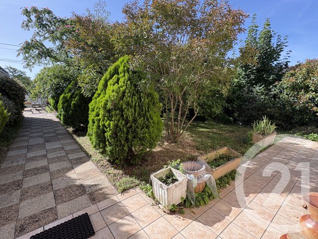 maison à vendre - 5 pièces - 142.0 m2 - CHATEAUROUX - 36 - CENTRE - Century 21 Adressimmo