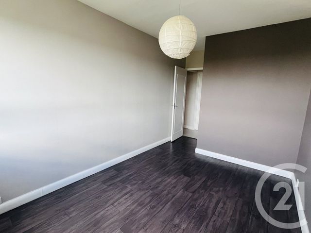 Appartement F3 à vendre - 3 pièces - 63.25 m2 - CHATEAUROUX - 36 - CENTRE - Century 21 Adressimmo