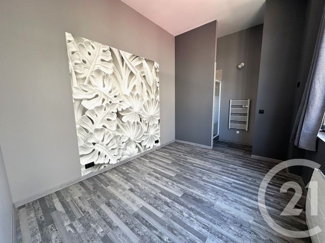 Appartement T8 à vendre - 8 pièces - 255.0 m2 - CHATEAUROUX - 36 - CENTRE - Century 21 Adressimmo