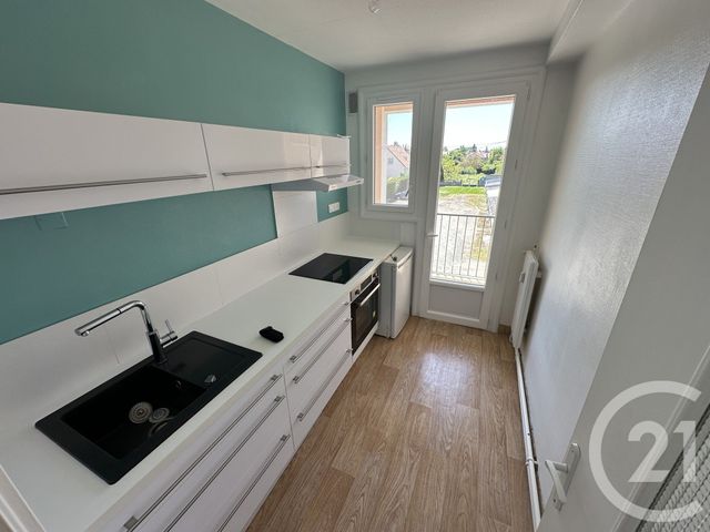 Appartement T2 à vendre - 2 pièces - 43.04 m2 - CHATEAUROUX - 36 - CENTRE - Century 21 Adressimmo