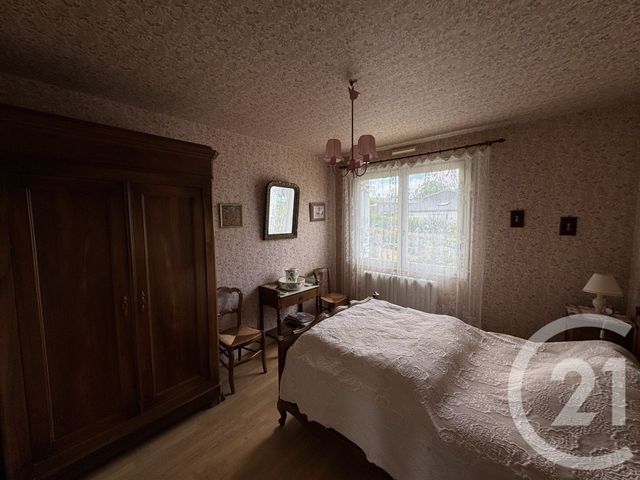 maison à vendre - 7 pièces - 203.67 m2 - NEUVY ST SEPULCHRE - 36 - CENTRE - Century 21 Adressimmo