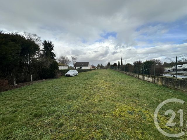 terrain à vendre - 1597.0 m2 - ST MAUR - 36 - CENTRE - Century 21 Adressimmo