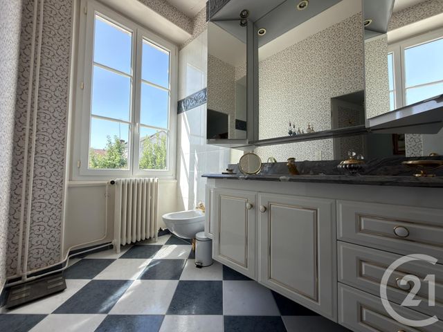 maison à vendre - 6 pièces - 153.51 m2 - CHATEAUROUX - 36 - CENTRE - Century 21 Adressimmo