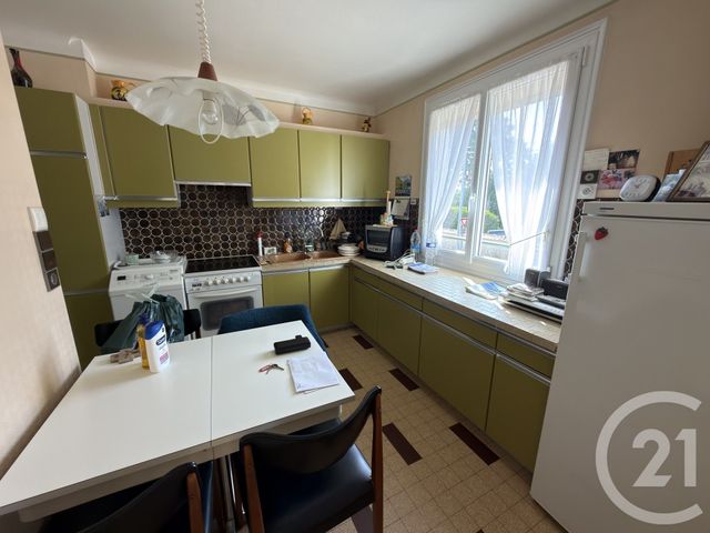 maison à vendre - 5 pièces - 98.42 m2 - VILLEDIEU SUR INDRE - 36 - CENTRE - Century 21 Adressimmo