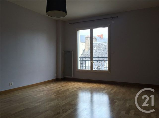 Appartement F1 à louer - 1 pièce - 29.56 m2 - CHATEAUROUX - 36 - CENTRE - Century 21 Adressimmo