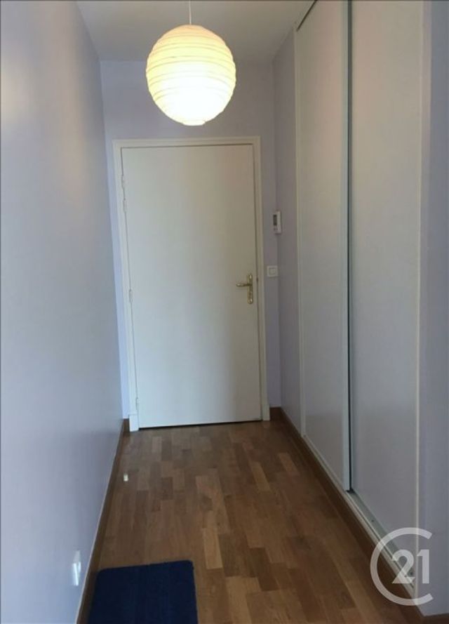 Appartement F1 à louer - 1 pièce - 29.56 m2 - CHATEAUROUX - 36 - CENTRE - Century 21 Adressimmo