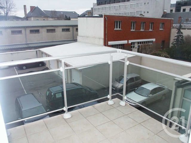 Appartement F1 à louer - 1 pièce - 28.0 m2 - CHATEAUROUX - 36 - CENTRE - Century 21 Adressimmo