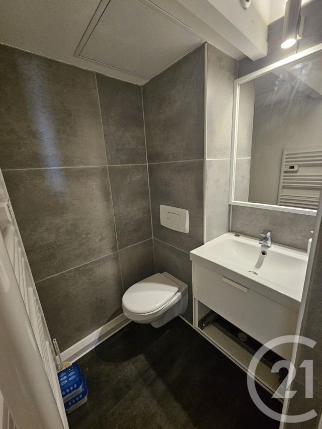 Appartement Studio à louer - 1 pièce - 24.68 m2 - CHATEAUROUX - 36 - CENTRE - Century 21 Adressimmo