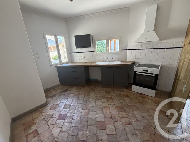 Appartement F4 à louer - 4 pièces - 112.77 m2 - CHATEAUROUX - 36 - CENTRE - Century 21 Adressimmo