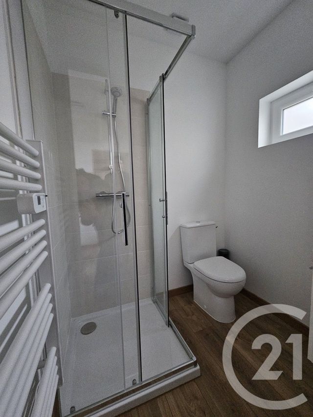 Appartement T2 à louer - 2 pièces - 29.96 m2 - CHATEAUROUX - 36 - CENTRE - Century 21 Adressimmo