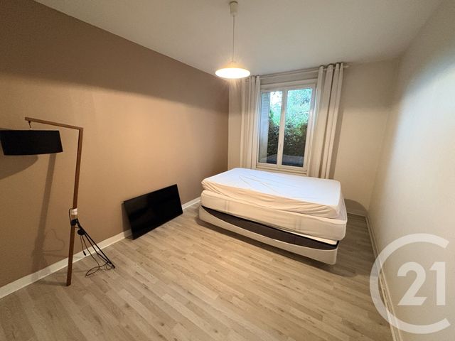 maison à vendre - 5 pièces - 140.66 m2 - ETRECHET - 36 - CENTRE - Century 21 Adressimmo