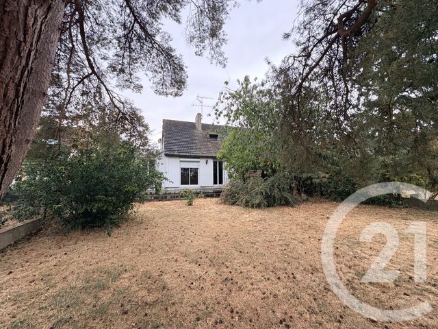 maison à vendre - 5 pièces - 140.66 m2 - ETRECHET - 36 - CENTRE - Century 21 Adressimmo