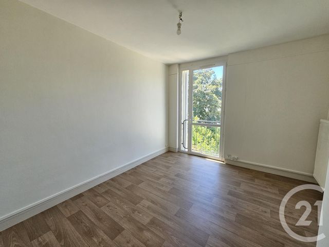 Appartement T3 à louer - 3 pièces - 64.12 m2 - CHATEAUROUX - 36 - CENTRE - Century 21 Adressimmo