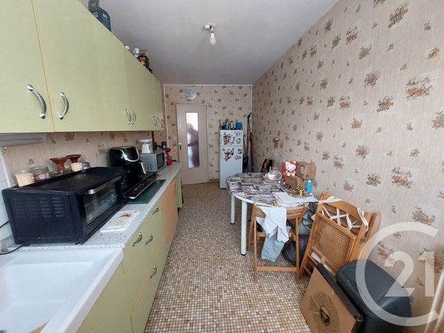 Appartement F3 à vendre - 3 pièces - 79.54 m2 - CHATEAUROUX - 36 - CENTRE - Century 21 Adressimmo