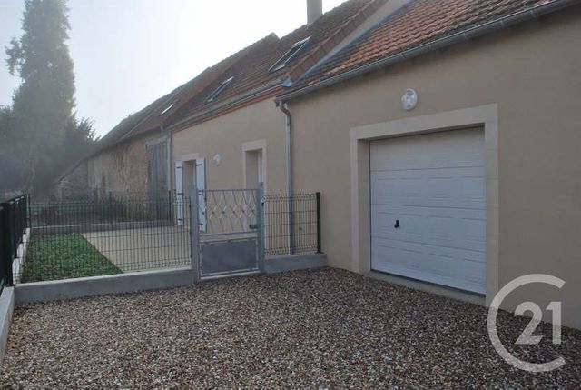 maison à louer - 4 pièces - 103.09 m2 - SASSIERGES ST GERMAIN - 36 - CENTRE - Century 21 Adressimmo