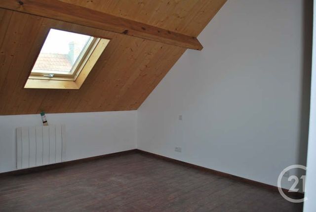 maison à louer - 4 pièces - 103.09 m2 - SASSIERGES ST GERMAIN - 36 - CENTRE - Century 21 Adressimmo