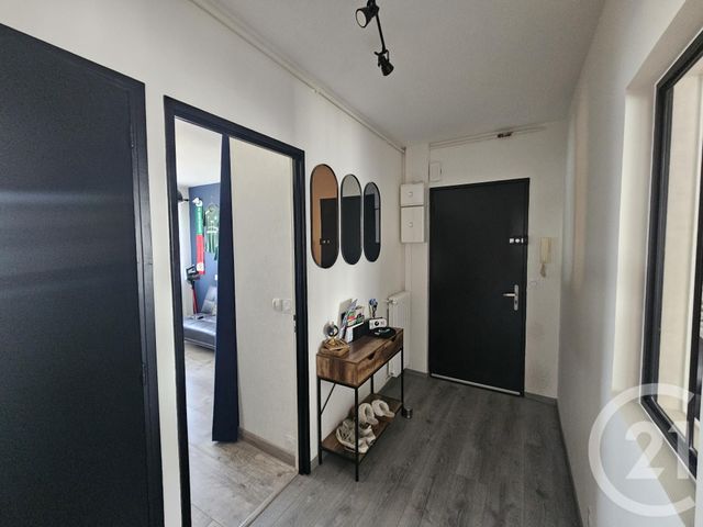 Appartement T4 à louer - 4 pièces - 87.0 m2 - CHATEAUROUX - 36 - CENTRE - Century 21 Adressimmo