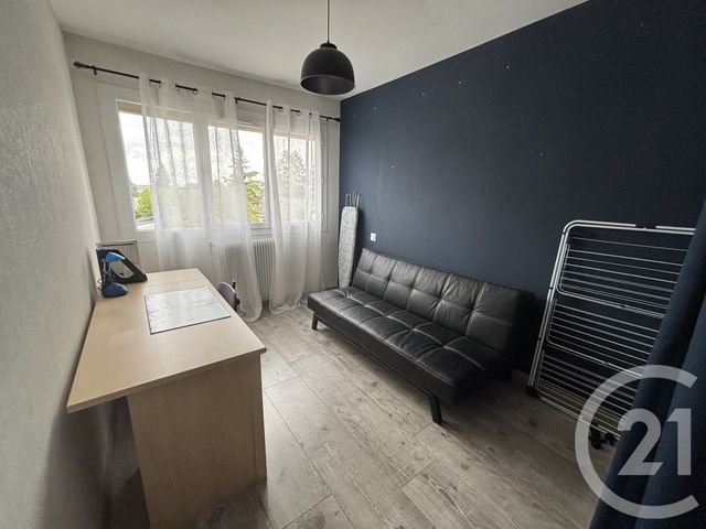 Appartement T4 à louer - 4 pièces - 87.0 m2 - CHATEAUROUX - 36 - CENTRE - Century 21 Adressimmo