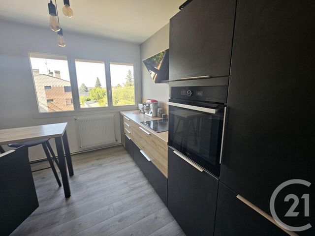 Appartement T4 à louer - 4 pièces - 87.0 m2 - CHATEAUROUX - 36 - CENTRE - Century 21 Adressimmo