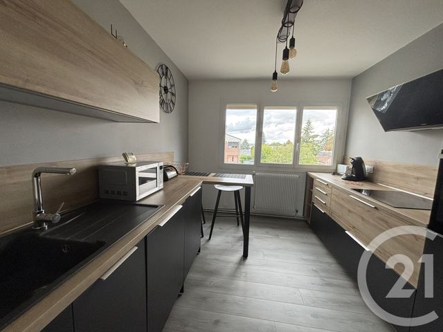 Appartement T4 à louer - 4 pièces - 87.0 m2 - CHATEAUROUX - 36 - CENTRE - Century 21 Adressimmo