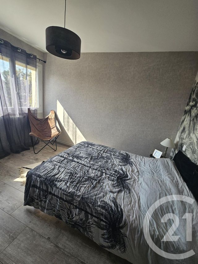 Appartement T4 à louer - 4 pièces - 87.0 m2 - CHATEAUROUX - 36 - CENTRE - Century 21 Adressimmo