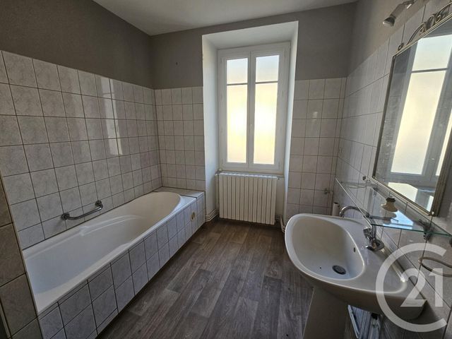 Appartement T3 à louer - 3 pièces - 76.01 m2 - ST MARCEL - 36 - CENTRE - Century 21 Adressimmo