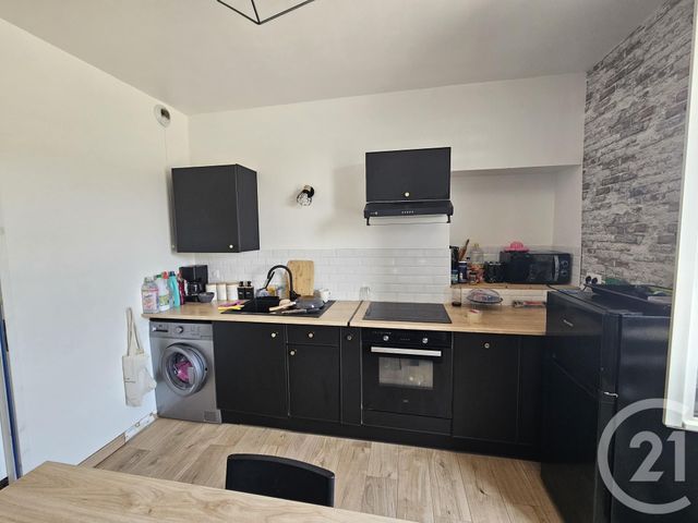 Appartement T2 à louer - 2 pièces - 32.78 m2 - CHATEAUROUX - 36 - CENTRE - Century 21 Adressimmo
