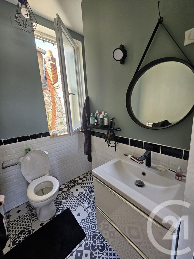 Appartement T2 à louer - 2 pièces - 32.78 m2 - CHATEAUROUX - 36 - CENTRE - Century 21 Adressimmo