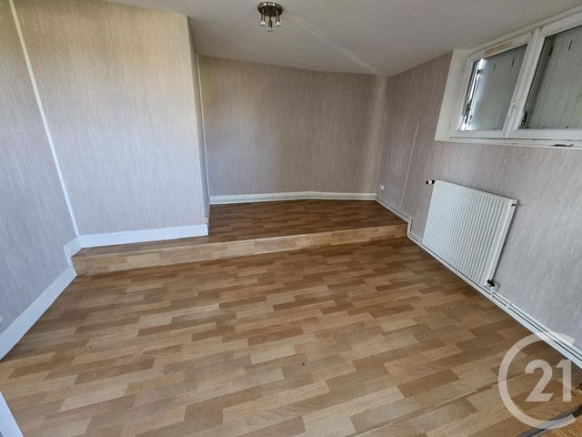 Appartement F3 à louer - 3 pièces - 85.13 m2 - CHATEAUROUX - 36 - CENTRE - Century 21 Adressimmo
