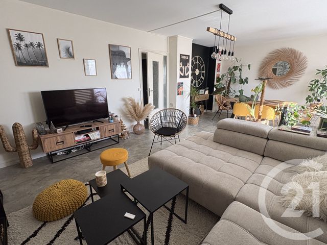 Appartement T4 à vendre - 4 pièces - 74.41 m2 - CHATEAUROUX - 36 - CENTRE - Century 21 Adressimmo