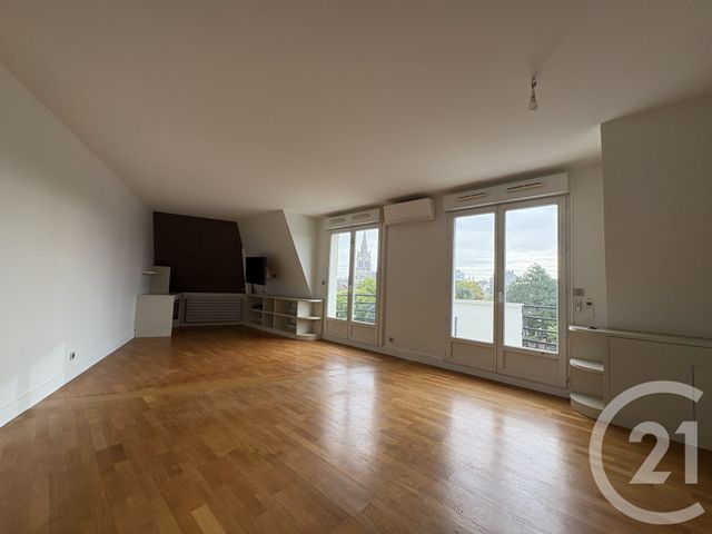 Appartement T3 à louer - 3 pièces - 88.0 m2 - CHATEAUROUX - 36 - CENTRE - Century 21 Adressimmo