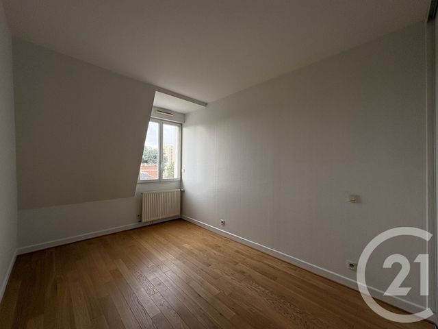 Appartement T3 à louer - 3 pièces - 88.0 m2 - CHATEAUROUX - 36 - CENTRE - Century 21 Adressimmo