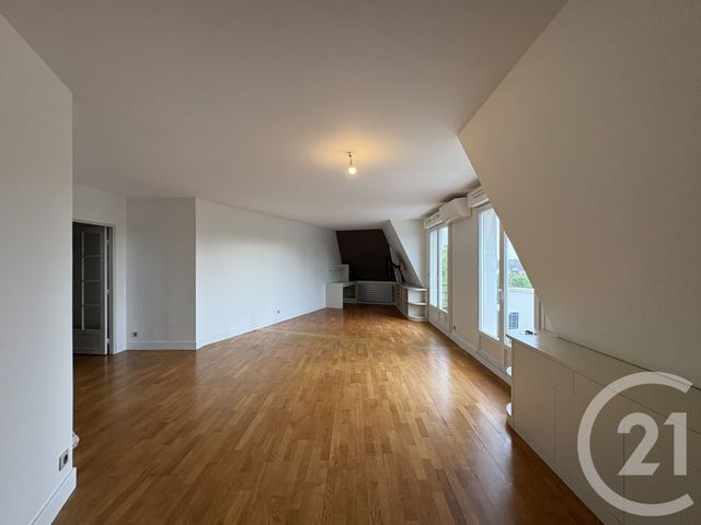 Appartement T3 à louer - 3 pièces - 88.0 m2 - CHATEAUROUX - 36 - CENTRE - Century 21 Adressimmo