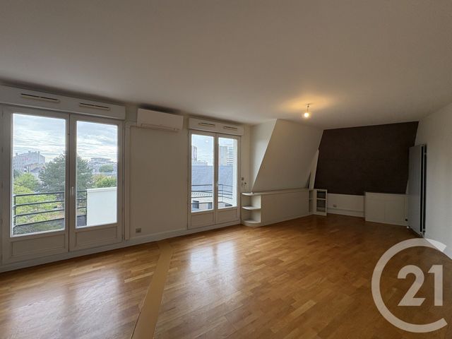 Appartement T3 à louer - 3 pièces - 88.0 m2 - CHATEAUROUX - 36 - CENTRE - Century 21 Adressimmo