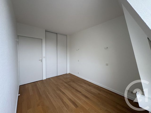 Appartement T3 à louer - 3 pièces - 88.0 m2 - CHATEAUROUX - 36 - CENTRE - Century 21 Adressimmo