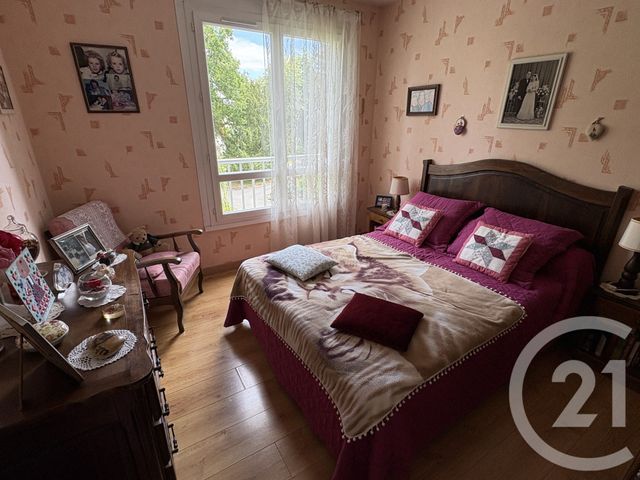 Appartement T4 à vendre - 4 pièces - 94.0 m2 - CHATEAUROUX - 36 - CENTRE - Century 21 Adressimmo