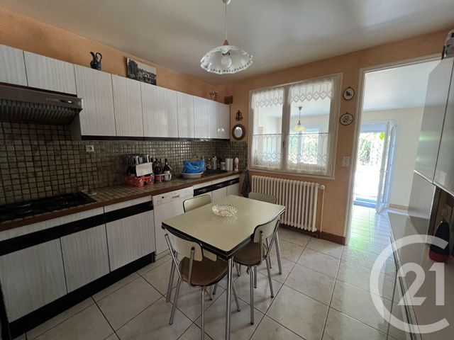 maison à vendre - 6 pièces - 115.0 m2 - CHATEAUROUX - 36 - CENTRE - Century 21 Adressimmo