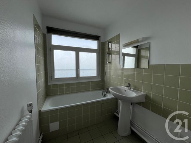 Appartement T3 à louer - 3 pièces - 60.41 m2 - CHATEAUROUX - 36 - CENTRE - Century 21 Adressimmo