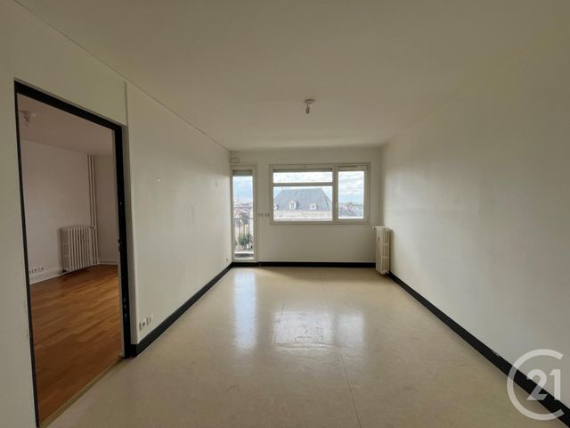 Appartement T3 à louer - 3 pièces - 60.41 m2 - CHATEAUROUX - 36 - CENTRE - Century 21 Adressimmo