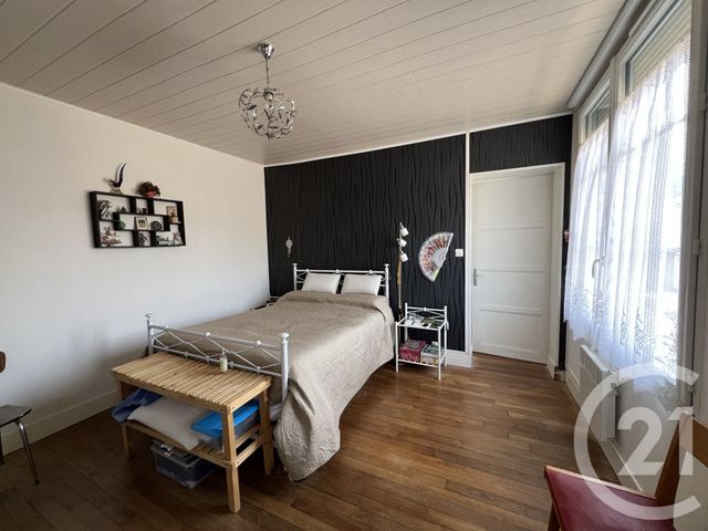 maison à vendre - 6 pièces - 130.0 m2 - LE PECHEREAU - 36 - CENTRE - Century 21 Adressimmo