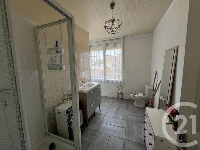 maison à vendre - 6 pièces - 130.0 m2 - LE PECHEREAU - 36 - CENTRE - Century 21 Adressimmo