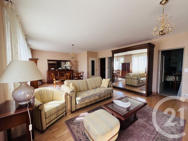Appartement T3 à vendre - 3 pièces - 74.64 m2 - CHATEAUROUX - 36 - CENTRE - Century 21 Adressimmo